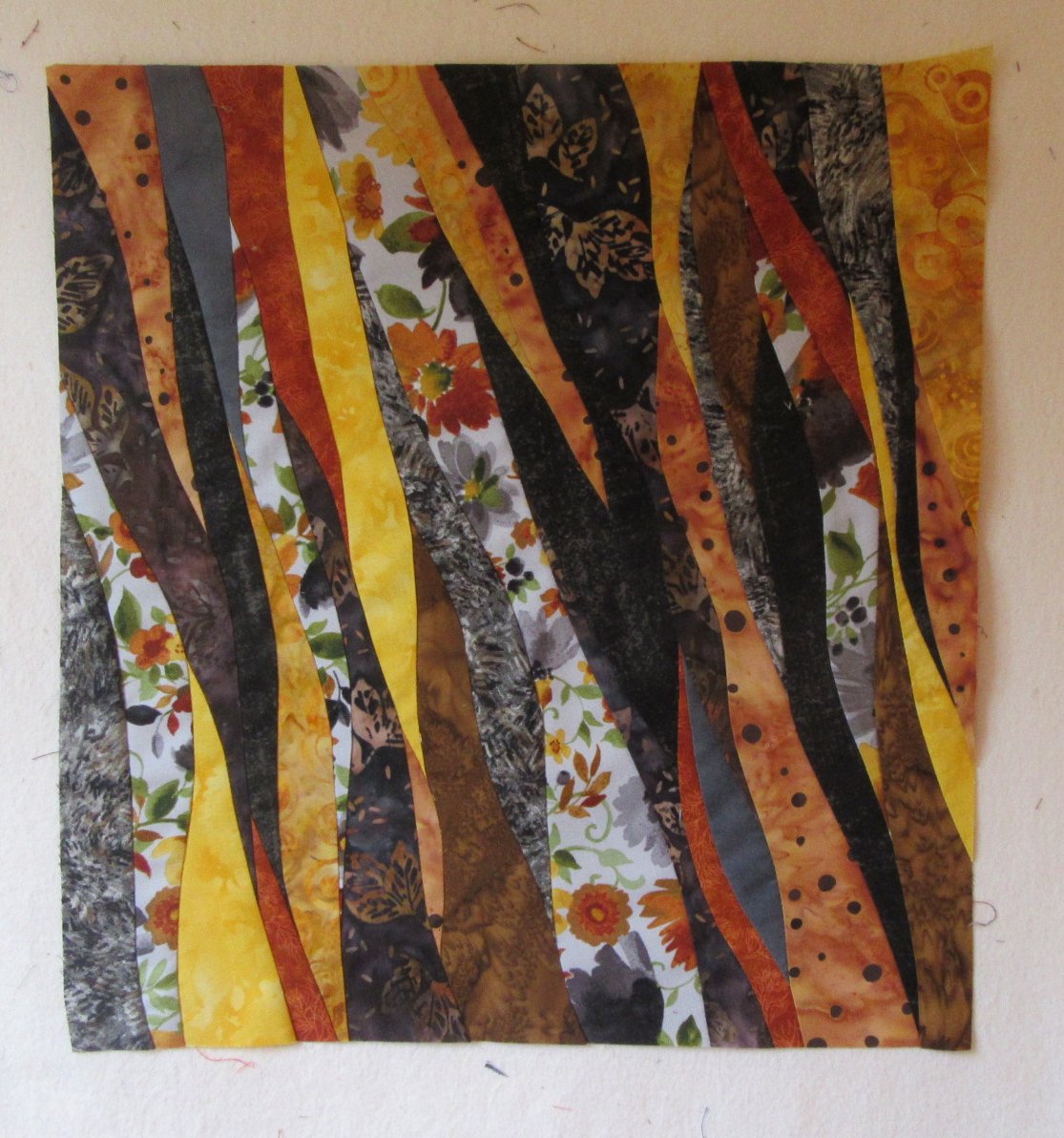 Creating an abstract quilt in autumn colors - Art Quilts by Sharon